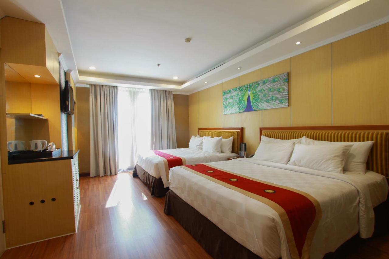 Swiss-Belhotel Maleosan Manado Exterior foto