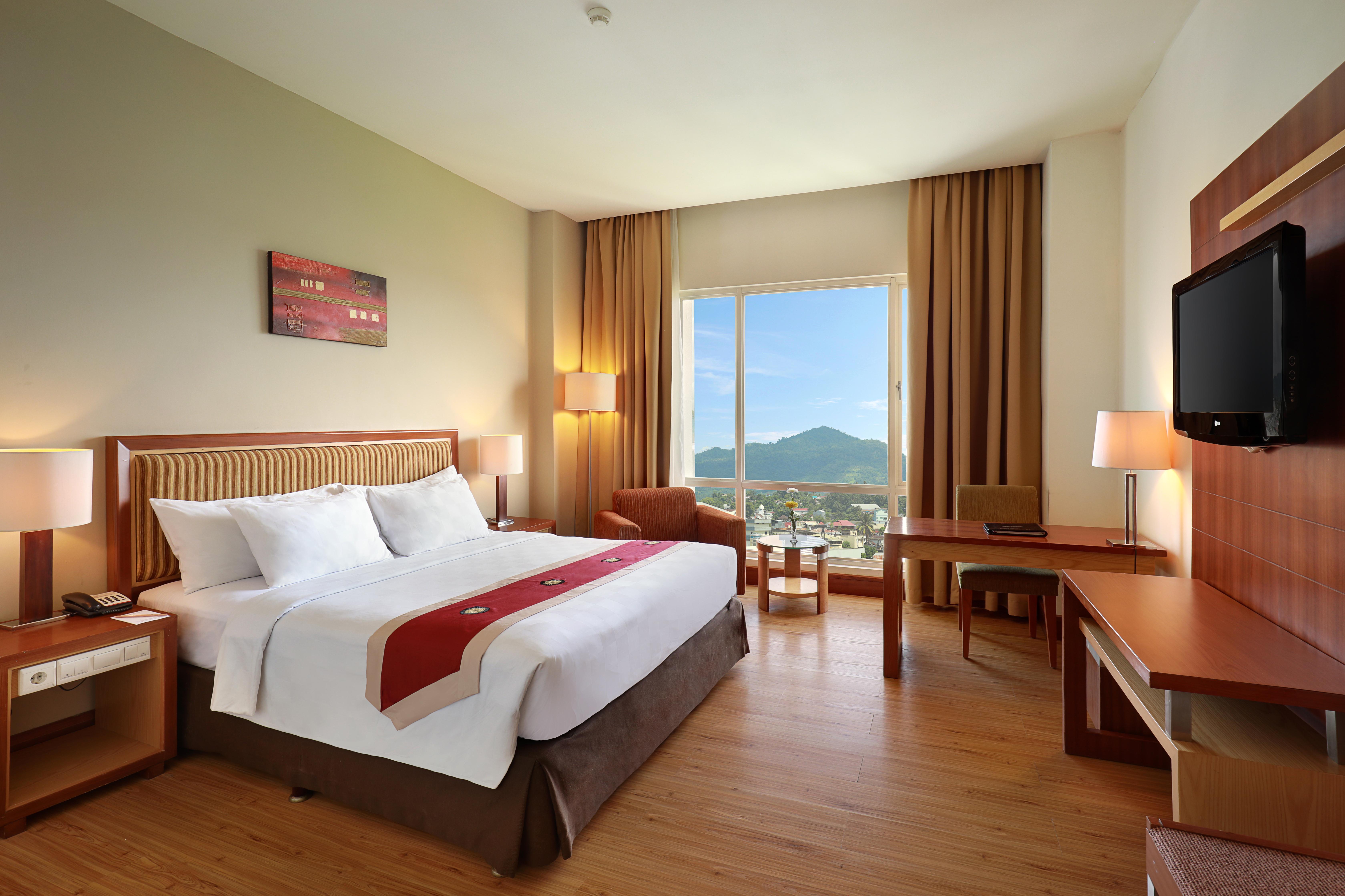 Swiss-Belhotel Maleosan Manado Exterior foto